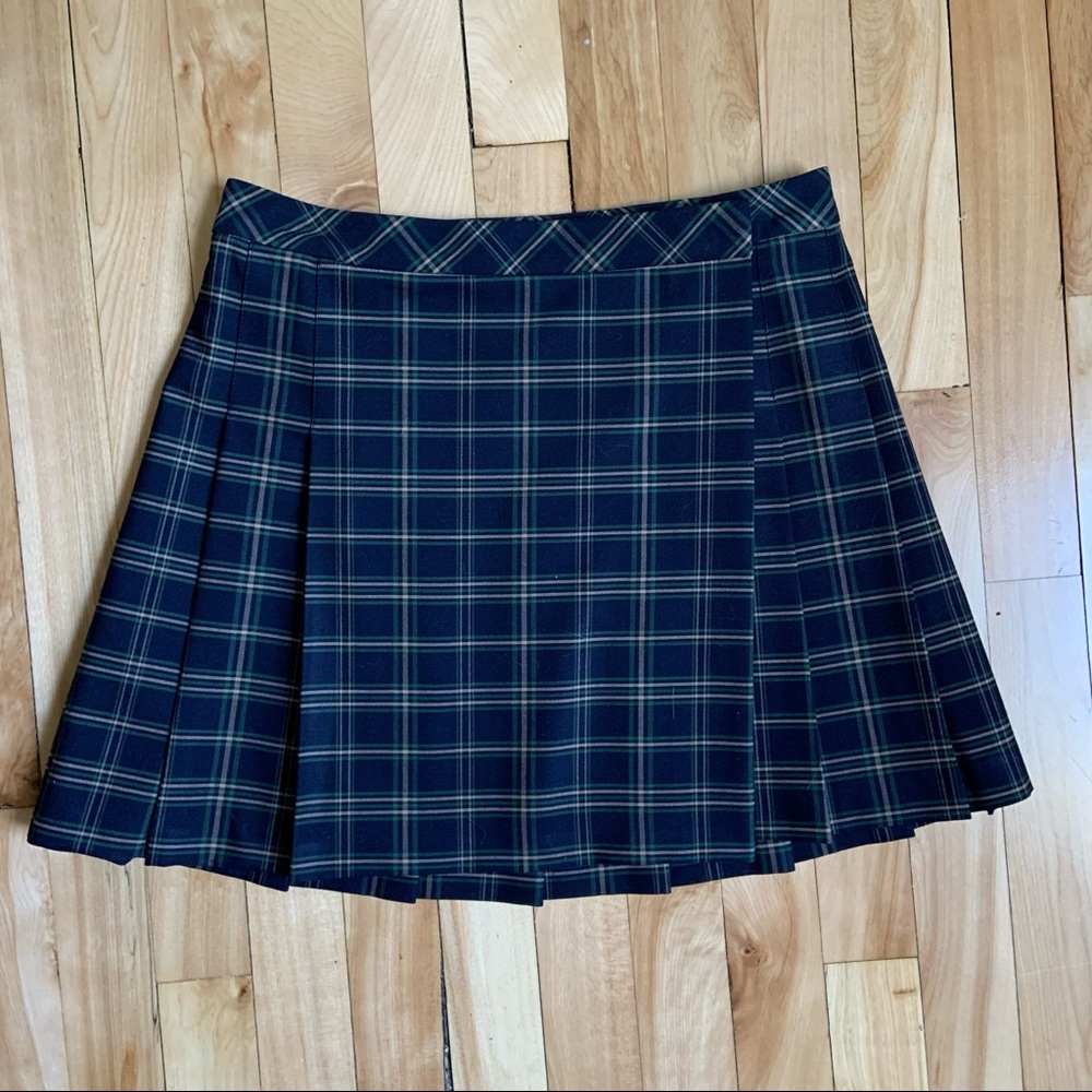 Aritzia Sunday Best Pleated Skirt